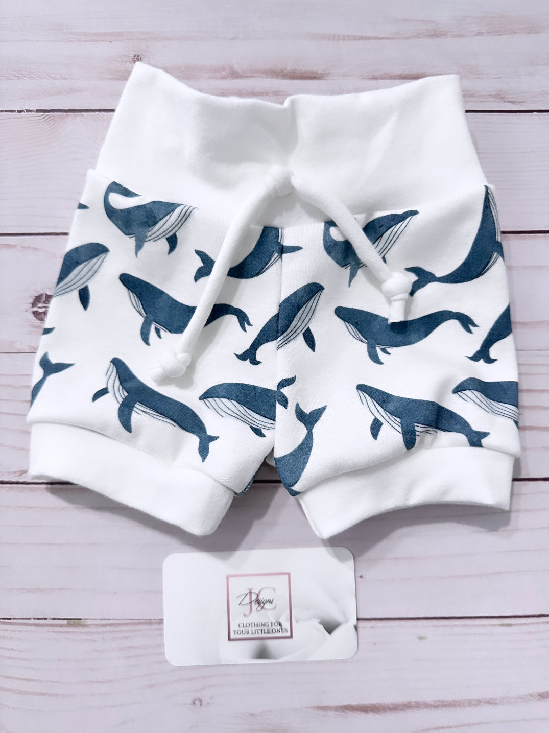 Whale shorts