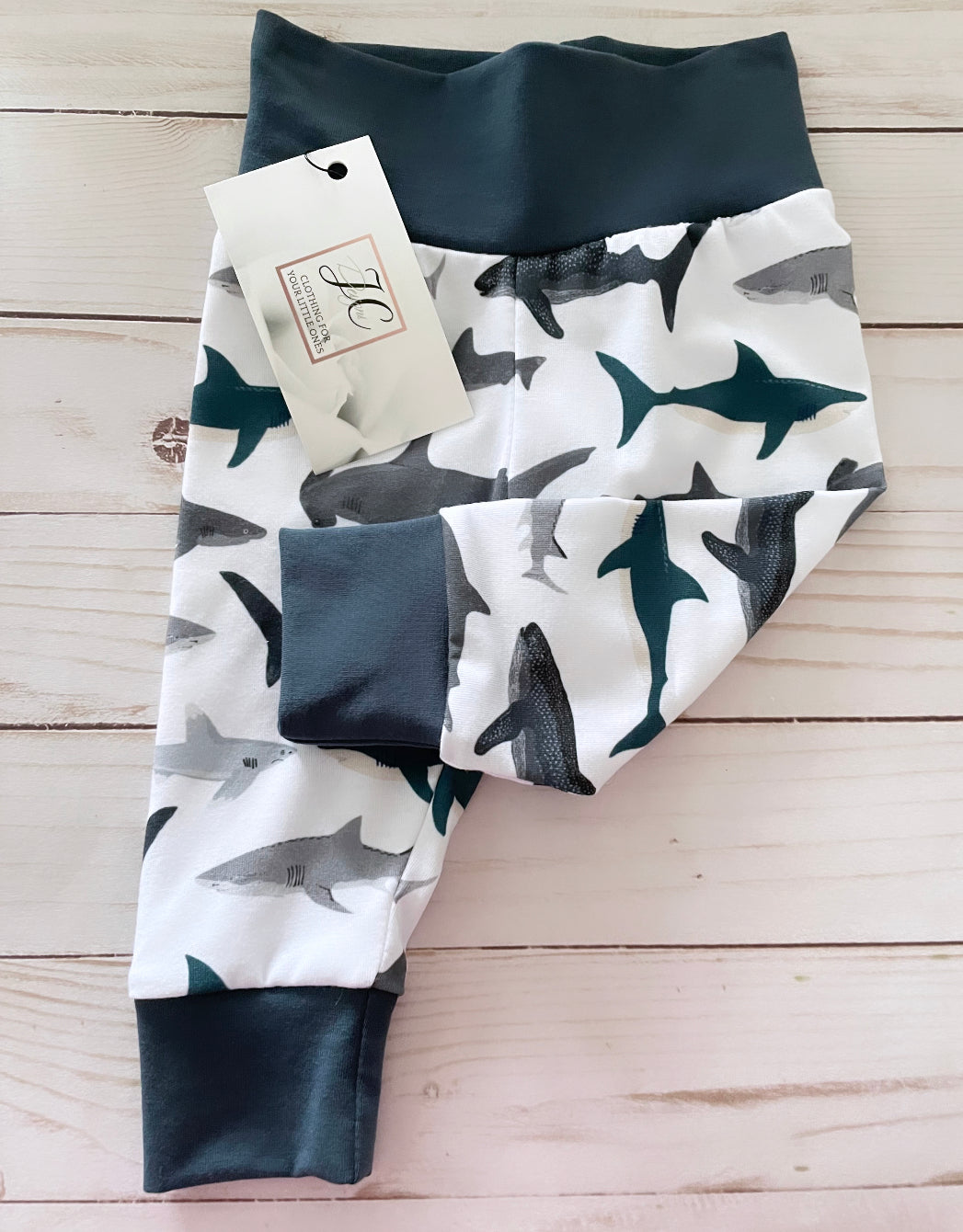 Shark leggings